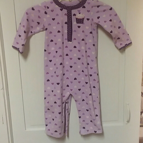 💜Light purple and hearts patterned pajamas💜 - Picture 2 of 4